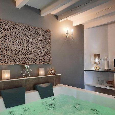 Charme Au Fil De L'Eau Hotel Vendieres ภายนอก รูปภาพ