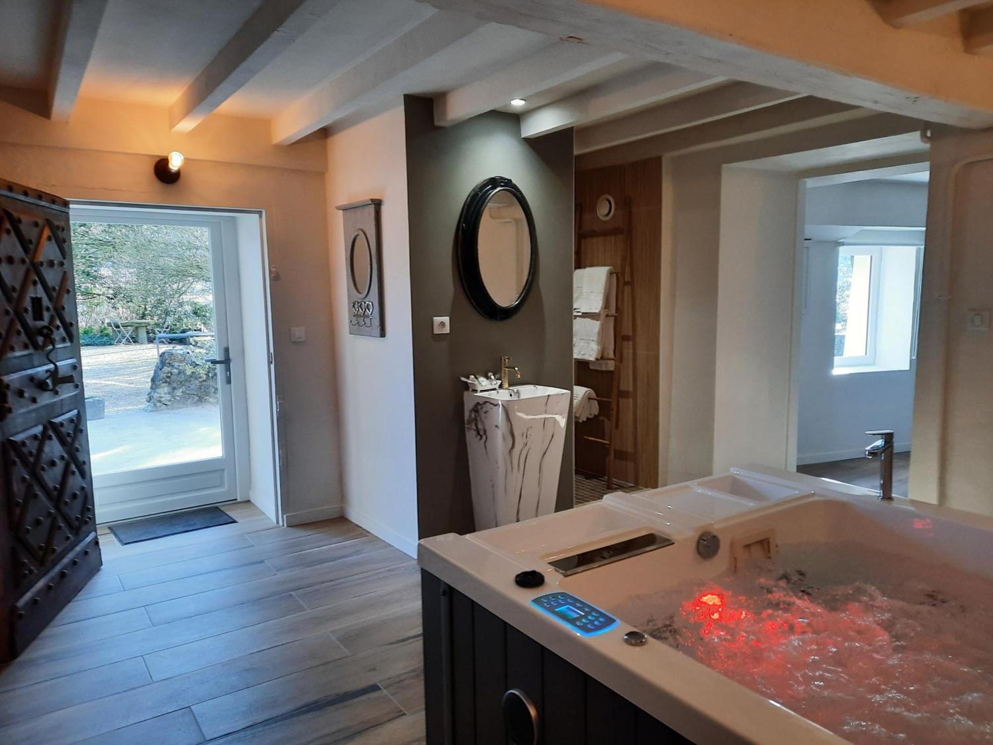 Charme Au Fil De L'Eau Hotel Vendieres ภายนอก รูปภาพ