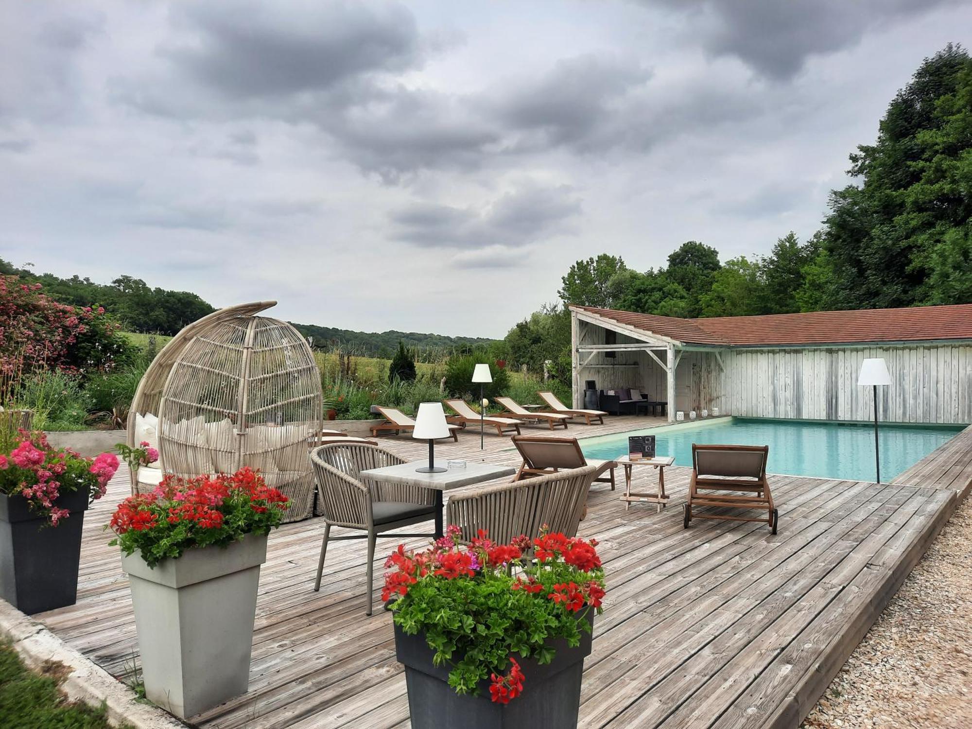 Charme Au Fil De L'Eau Hotel Vendieres ภายนอก รูปภาพ